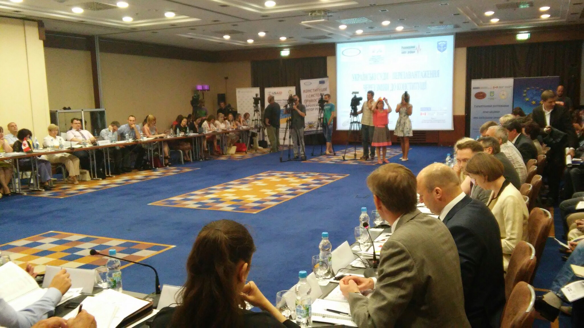 Тема викликала неабиякий інтерес ЗМІ Тема викликала неабиякий інтерес ЗМІ